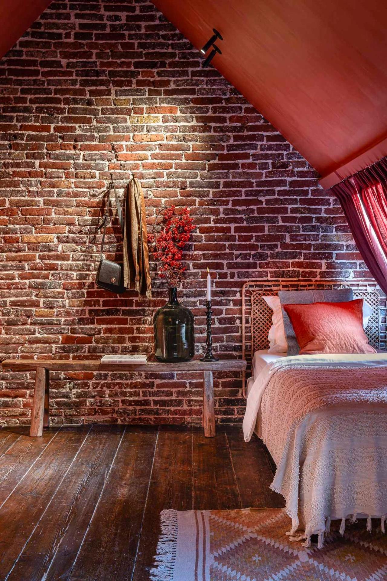 Splinternieuwe kamer in oud bankgebouw Brugge Buitenkant foto