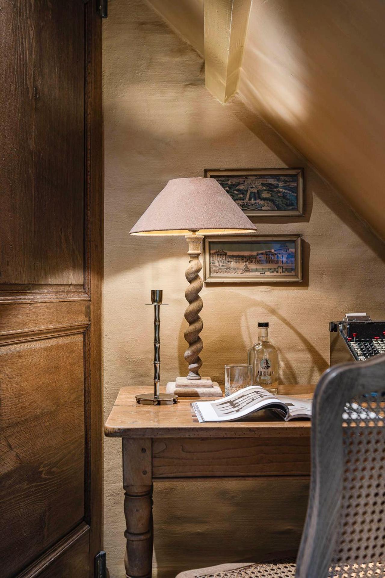 Splinternieuwe kamer in oud bankgebouw Brugge Buitenkant foto