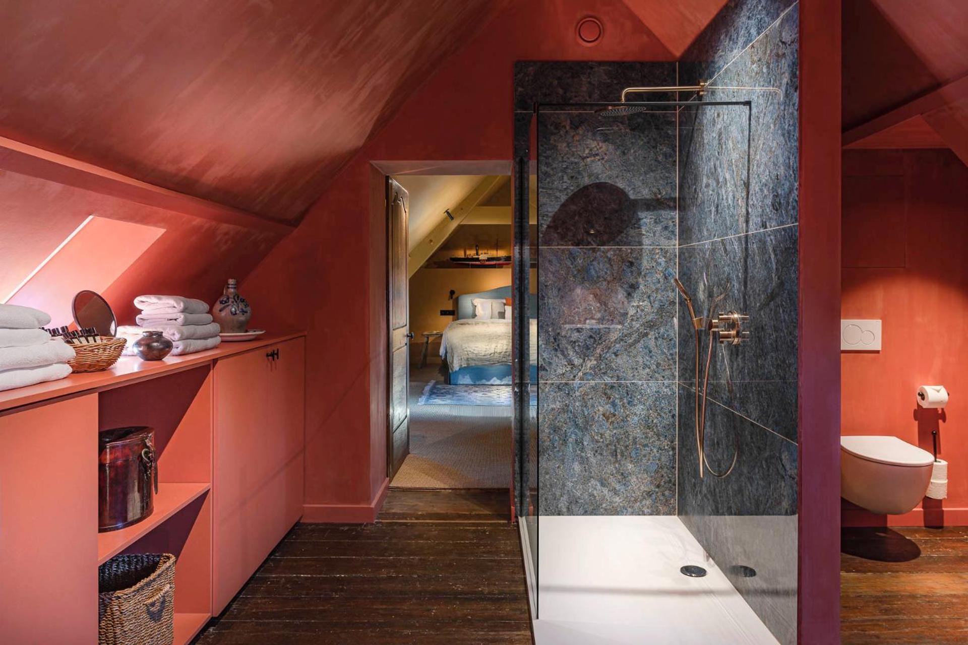 Splinternieuwe kamer in oud bankgebouw Brugge Buitenkant foto